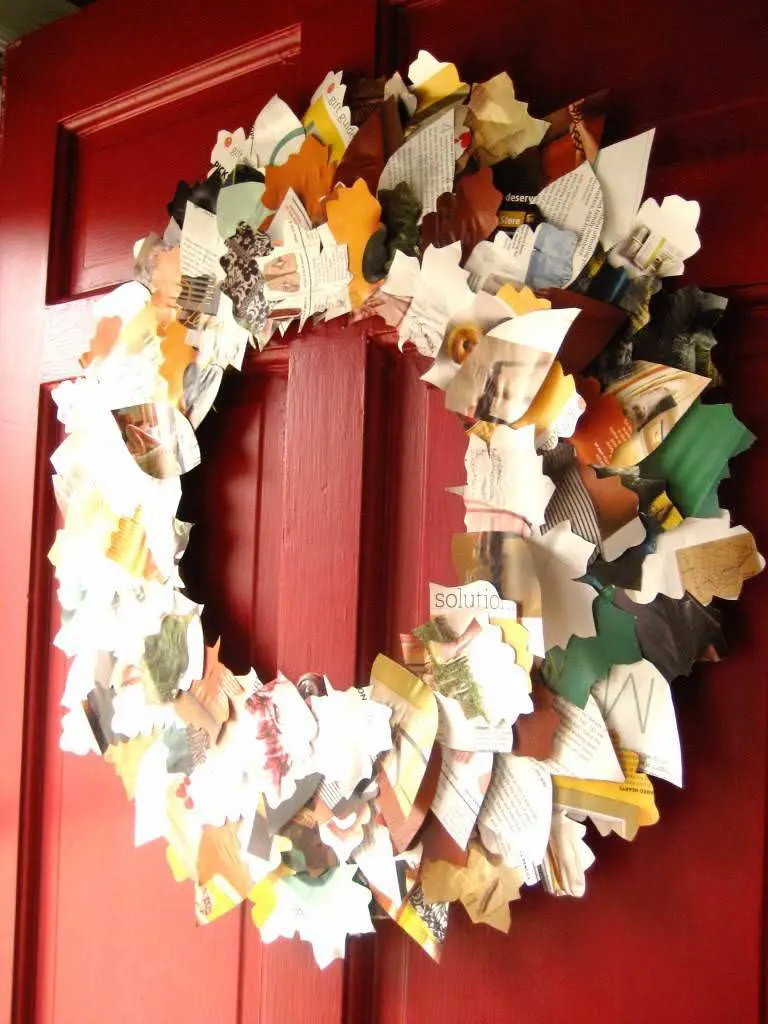 Paper leaf fall wreath