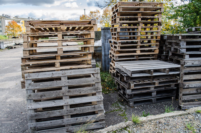 Where to find pallets for pallet wood projects