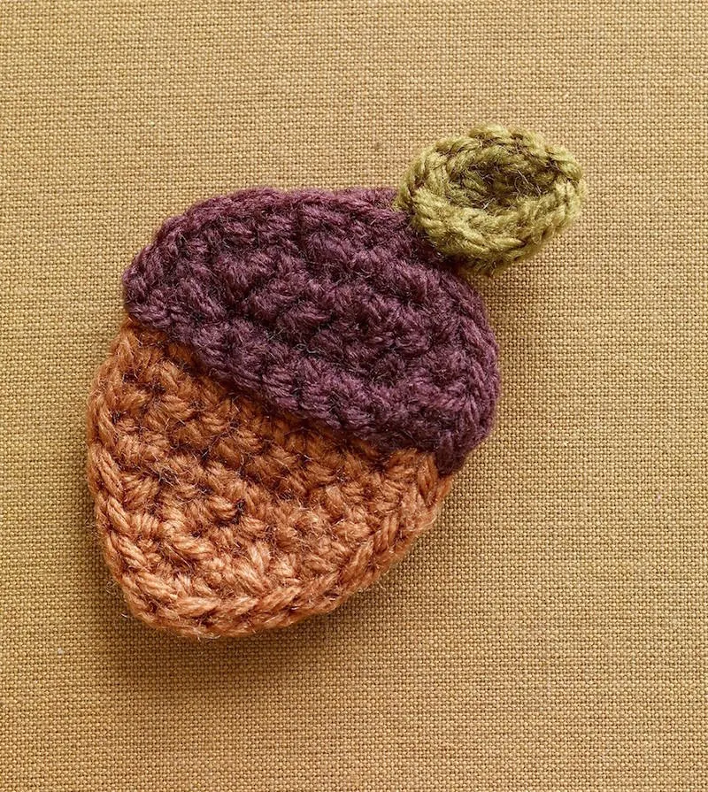 Acorn Brooch Fall Crochet Pattern