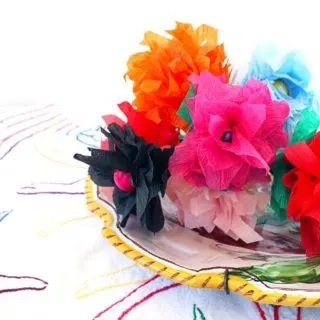 How to make crepe paper flowers in five minutes!