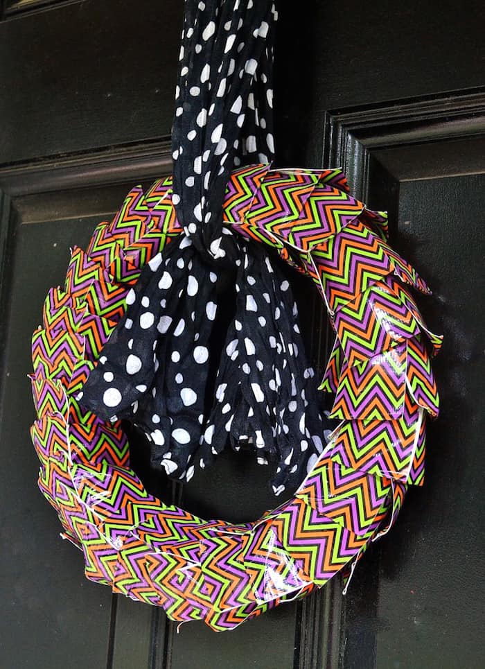If you've never made a wreath with Duck Tape before, you're missing out! This DIY Halloween wreath is very simple and can be made with any pattern of tape.
