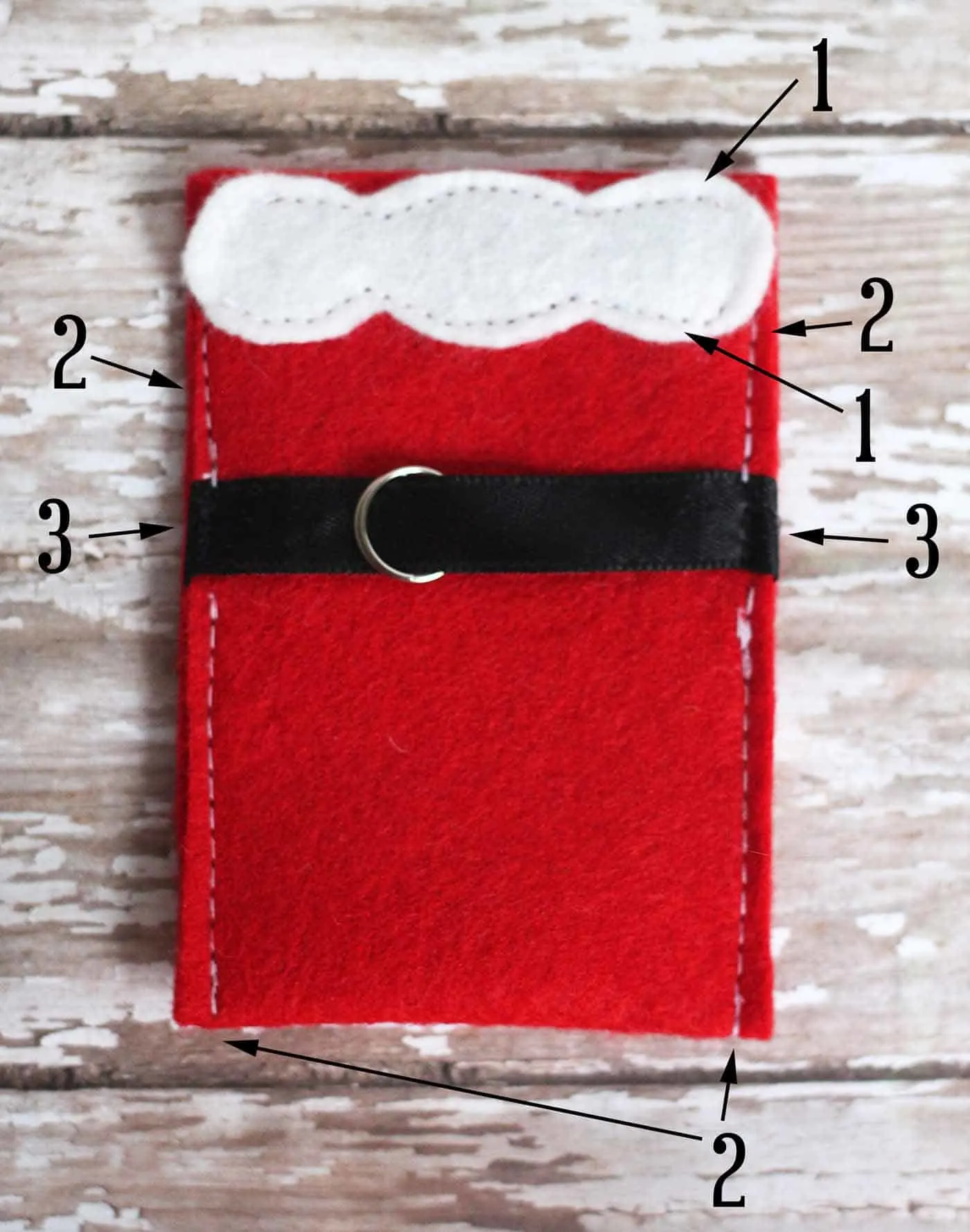 Diagram for sewing the Santa gift card holder