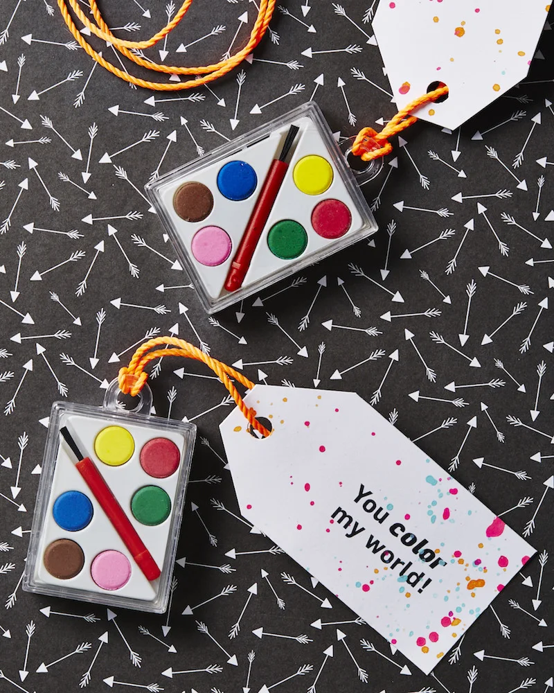 Paint palette valentine favors for kids