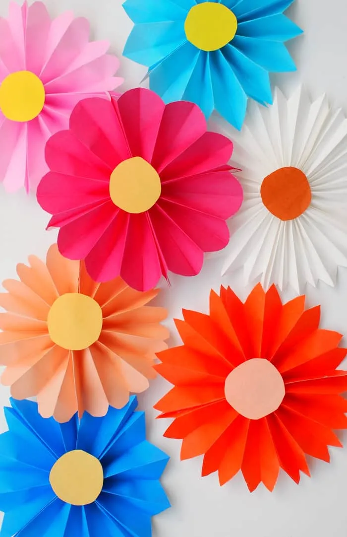 Easy Paper Flower Craft, DIY Paper Flower Making Ideas, Home Decor