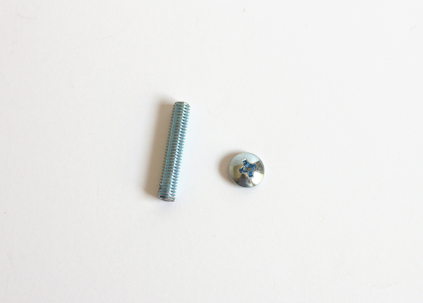 screw-tie-pin-02