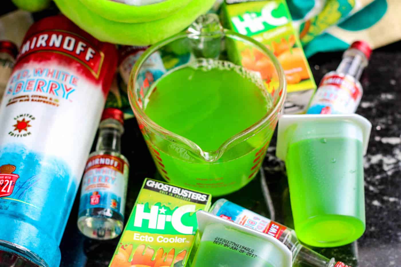 Smirnoff vodka, Hi-C Ecto Cooler, and lemon lime jello in a measuring cup