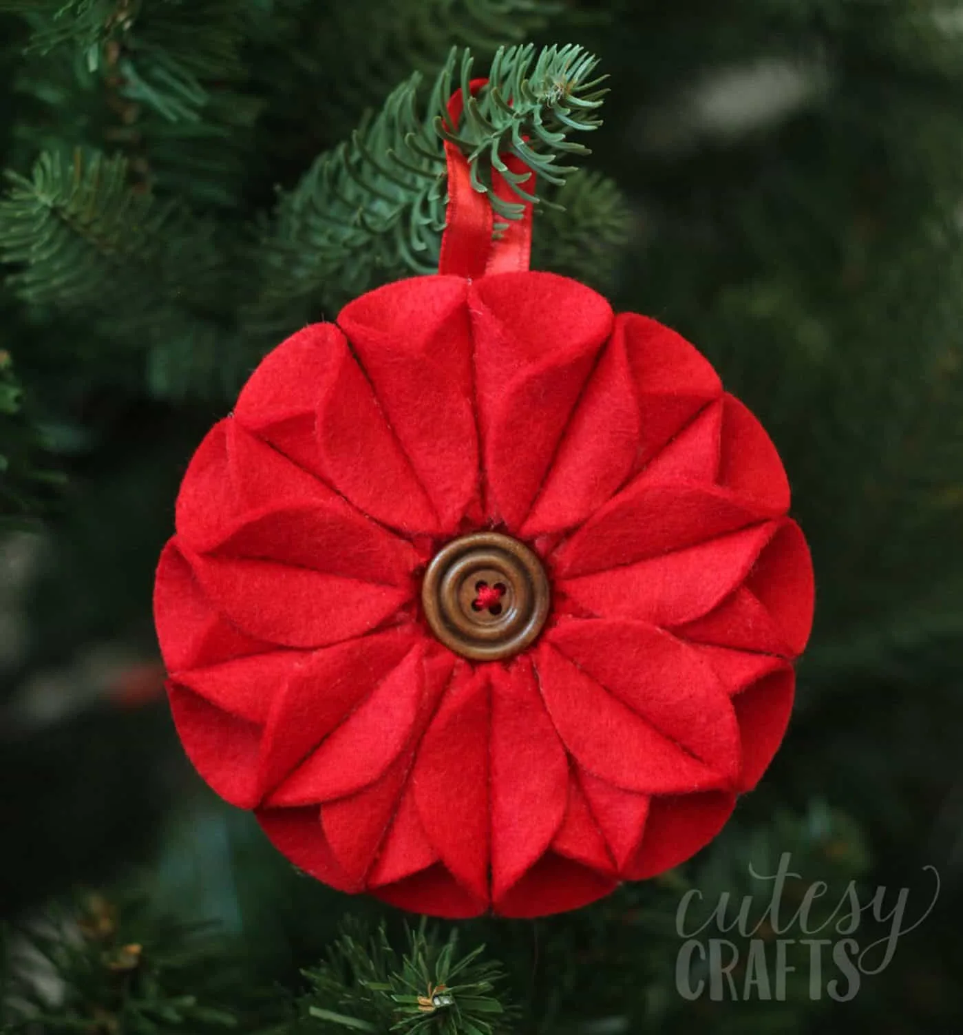 Pretty Poinsettia Felt Christmas Ornament