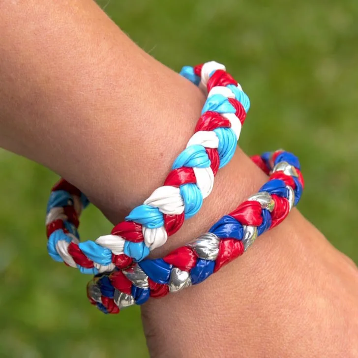 braided duct tape bracelet craft