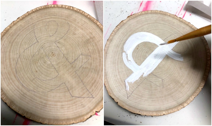 Paint an ampersand on wood