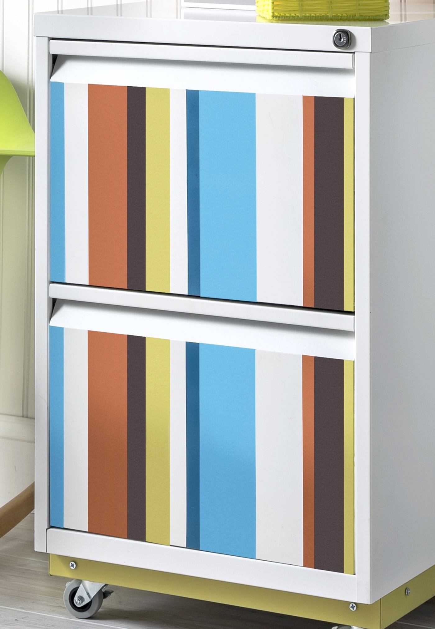 how to spray paint a file cabinet