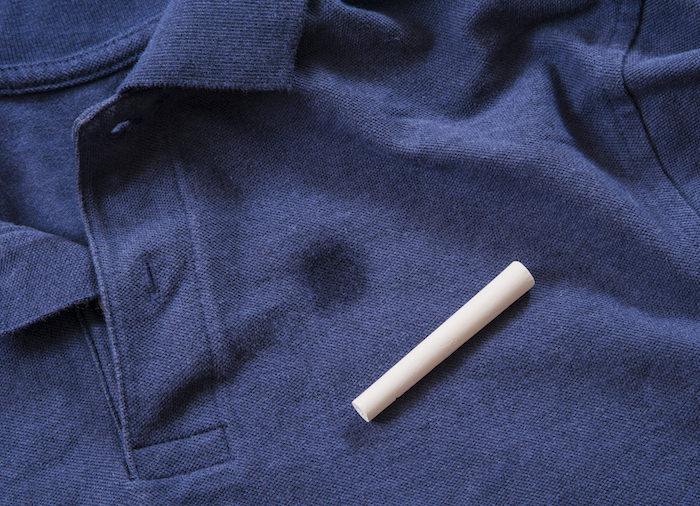 chalk remove grease stains from clothing