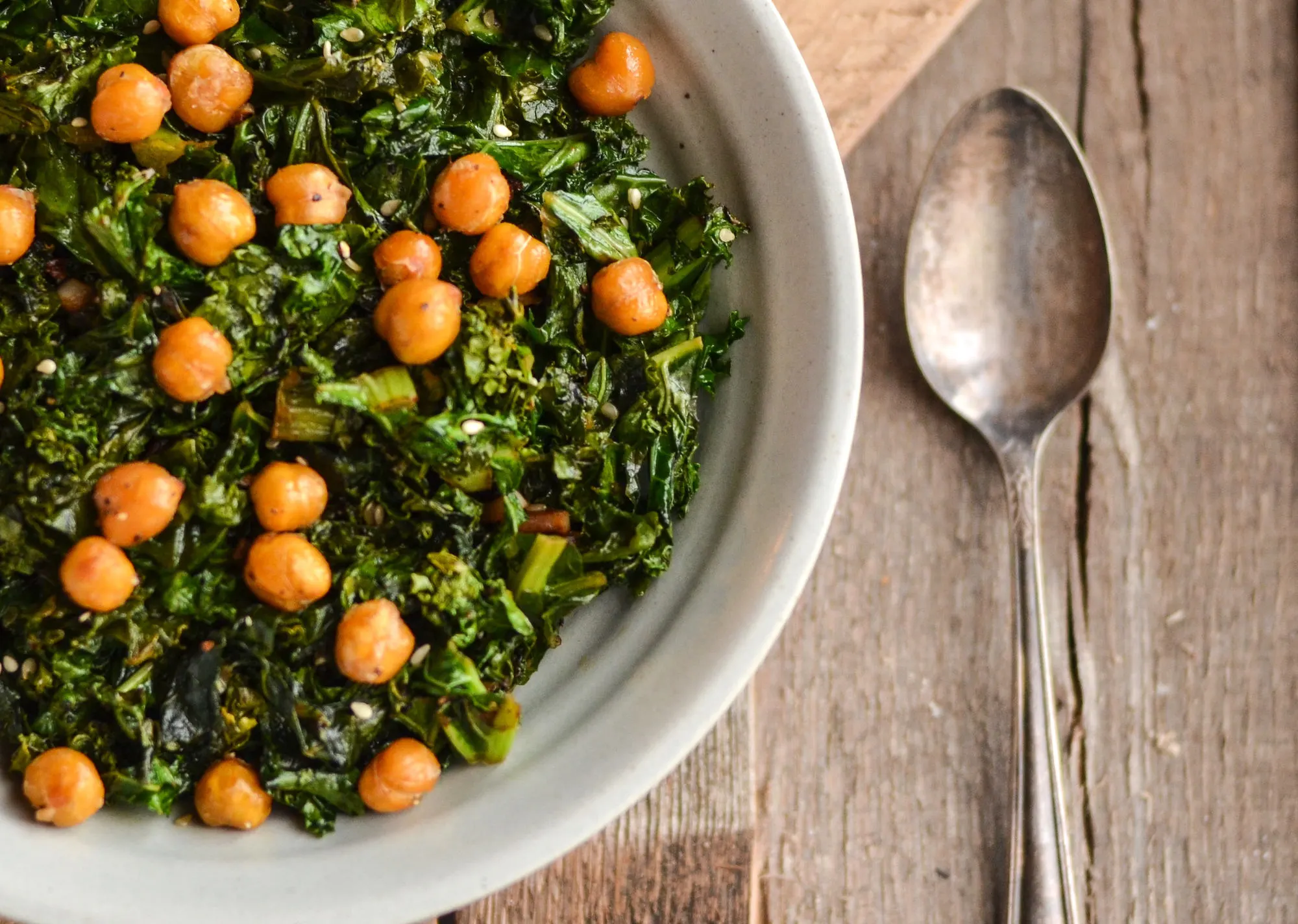 This Kale and Chickpeas Recipe is a Tasty Delight - DIY Candy