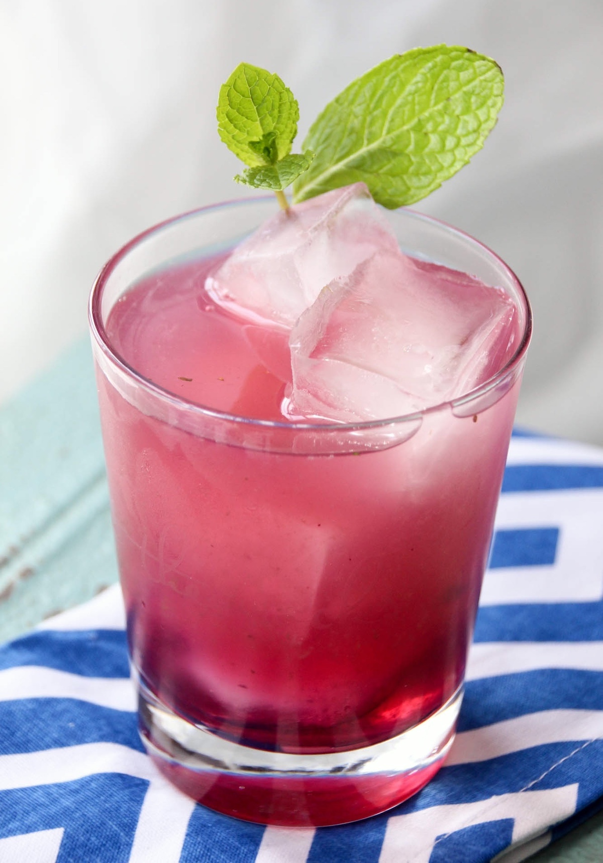 blueberry vodka cocktail