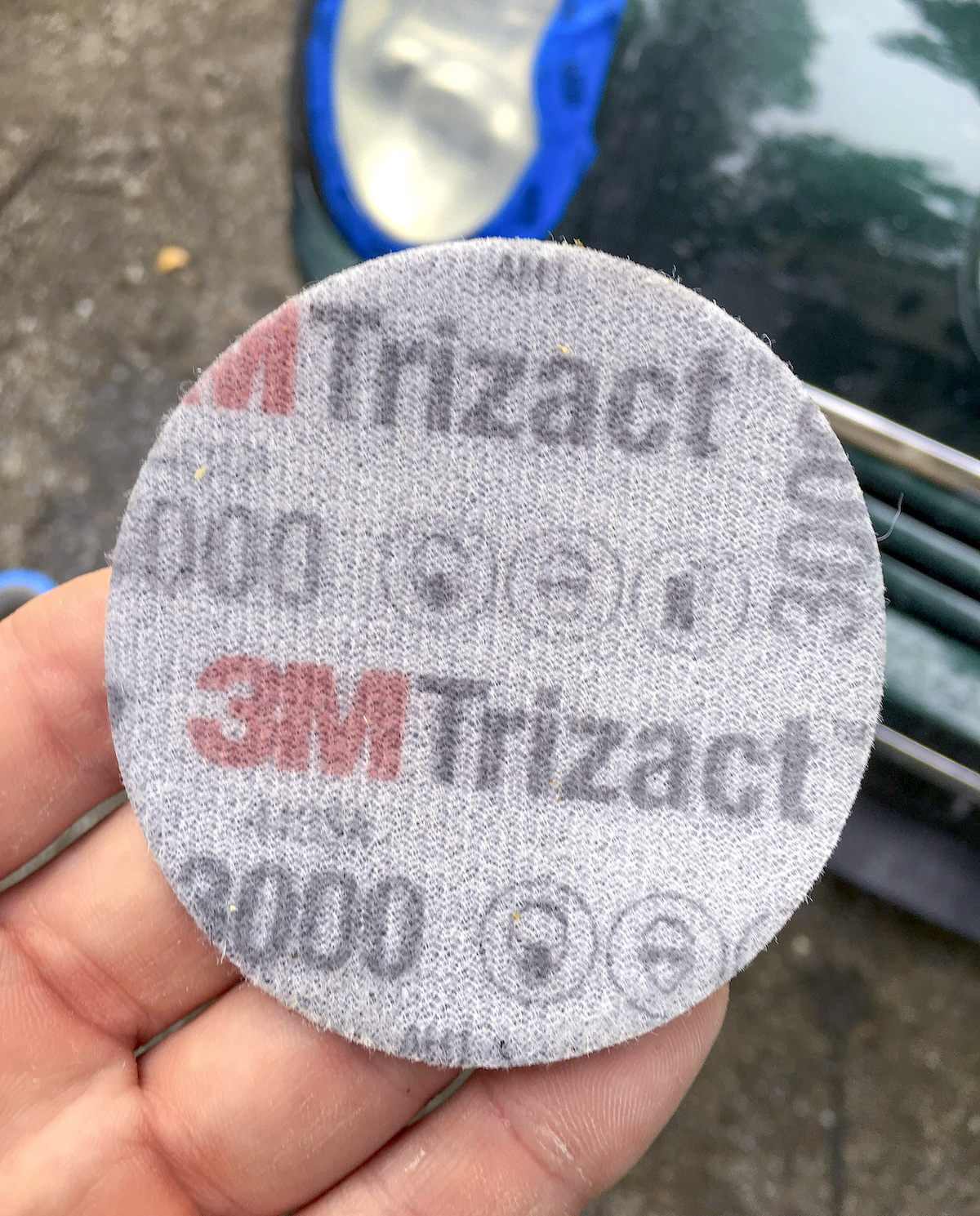 3M 3000 grit Trizact foam sanding disc