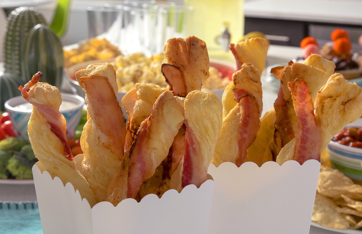 bacon puff pastry twists