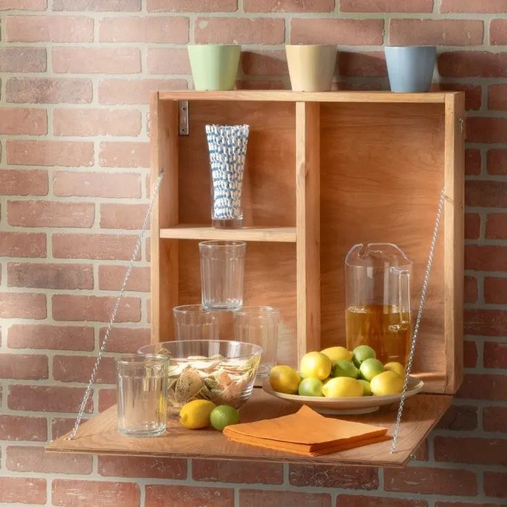 Crafting a DIY Outdoor Drink Station for Gatherings