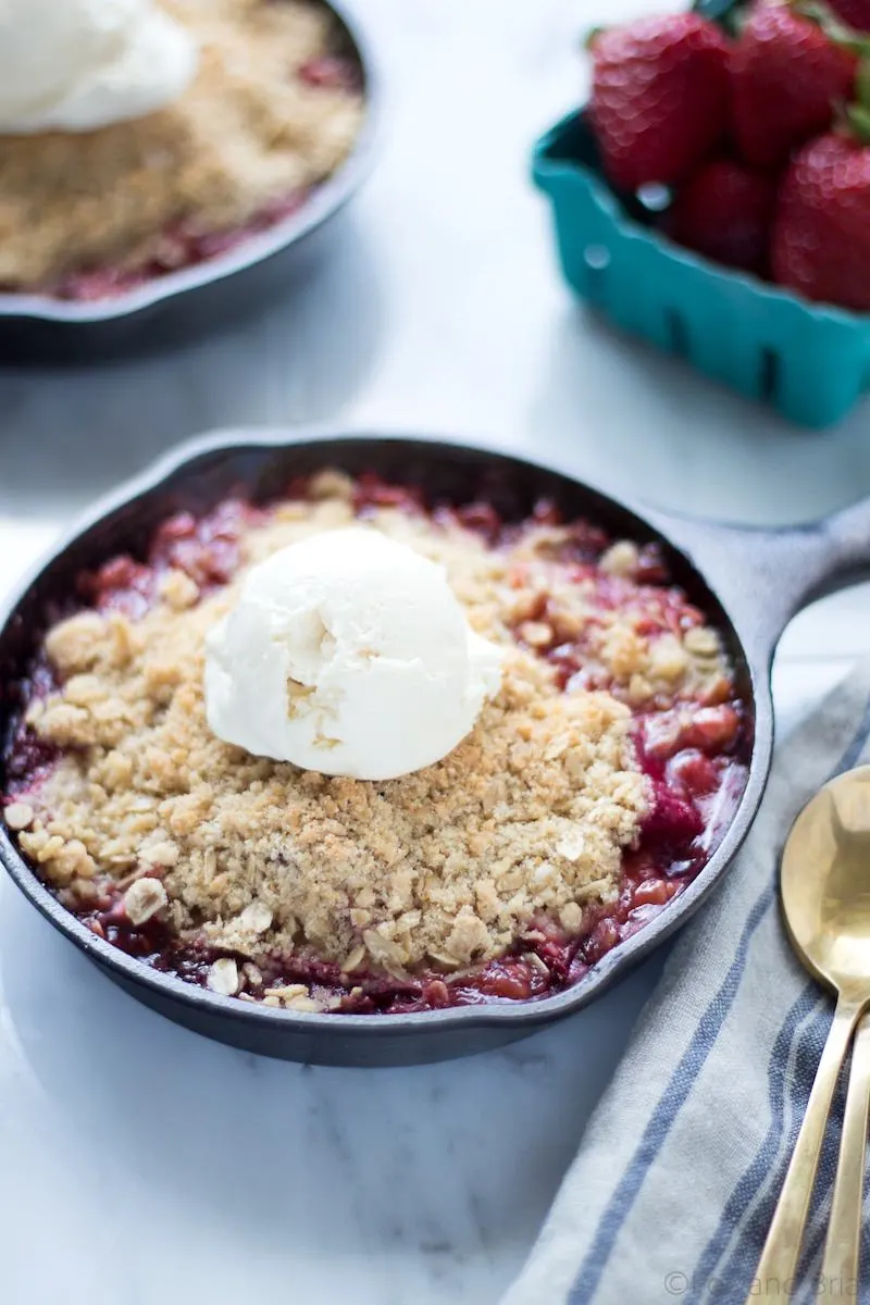 Strawberry Rhubarb Crisp