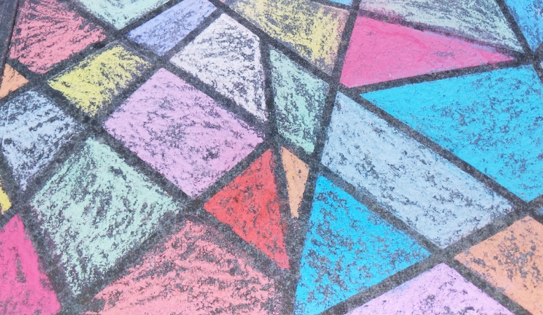 How to Make a Sidewalk Chalk Mosaic