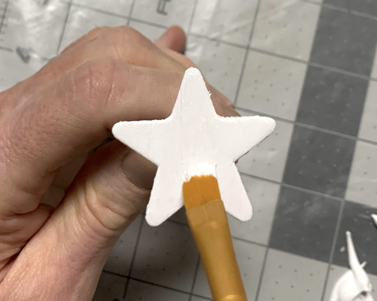 Painting wood stars with white paint