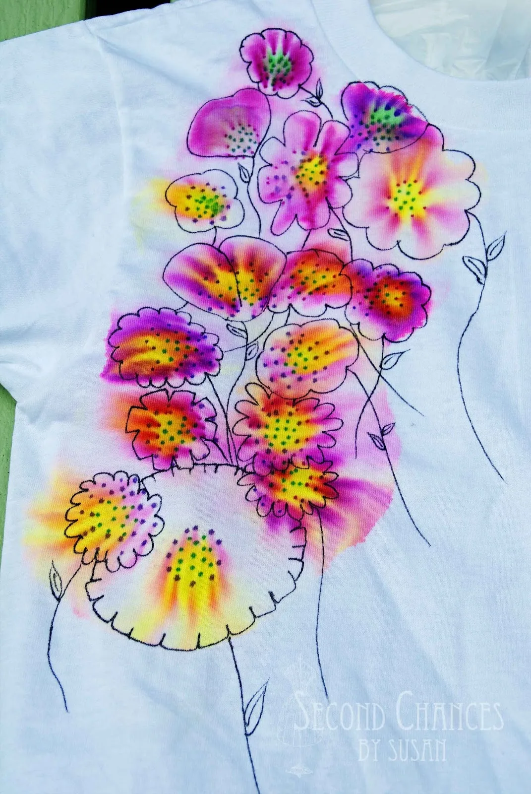 Floral Tees Using Sharpies