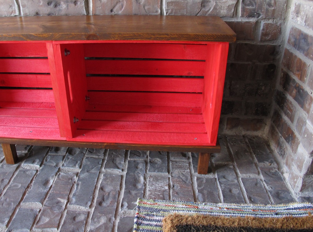 DIY Wooden Crate Bench Seat