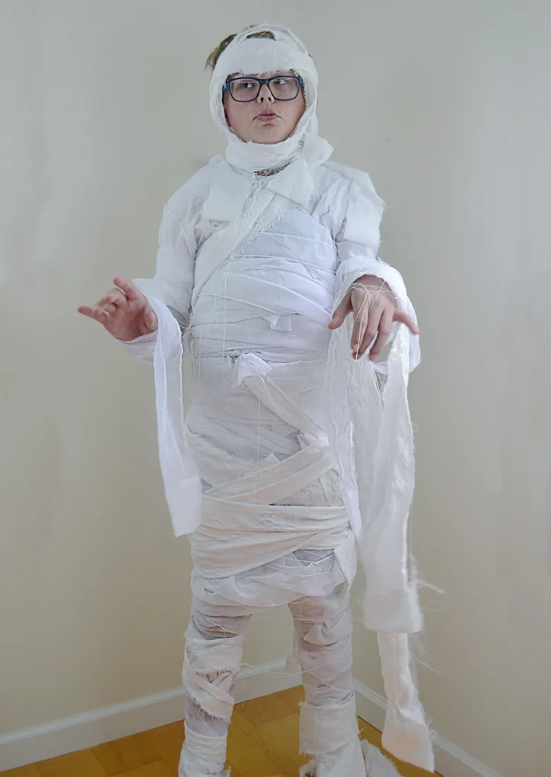 mummy costume DIY