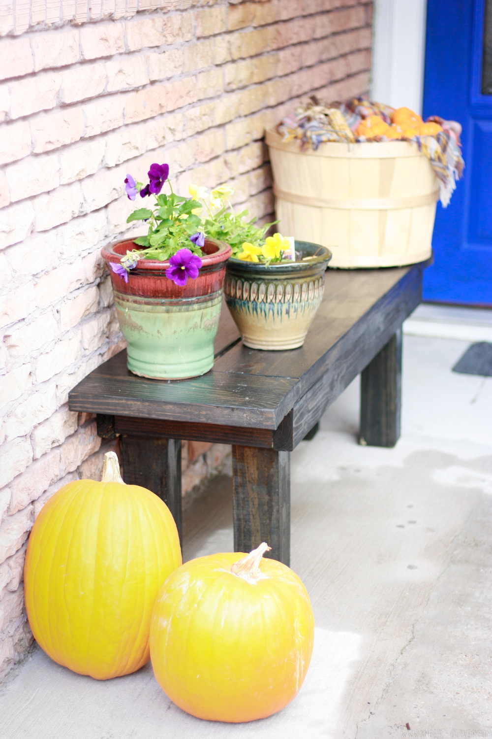 Versatile wood bench