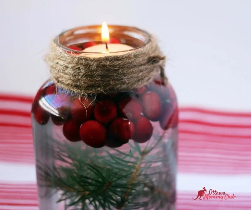 Super Easy Mason Jar Christmas Candle