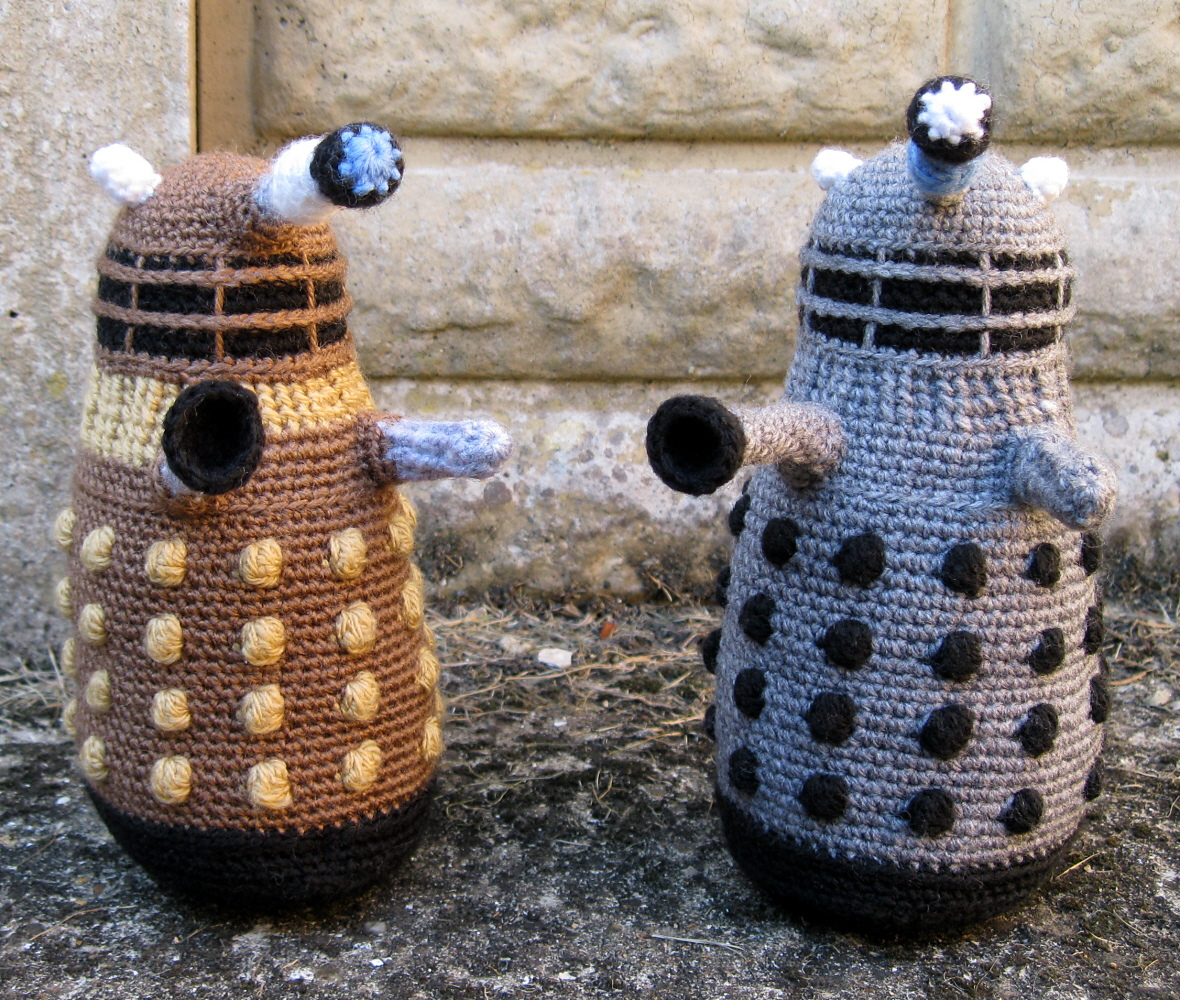 dalek amigurumi