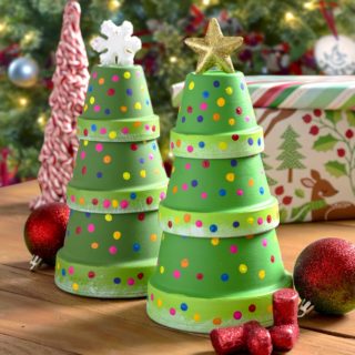 Clay pot Christmas craft for kids