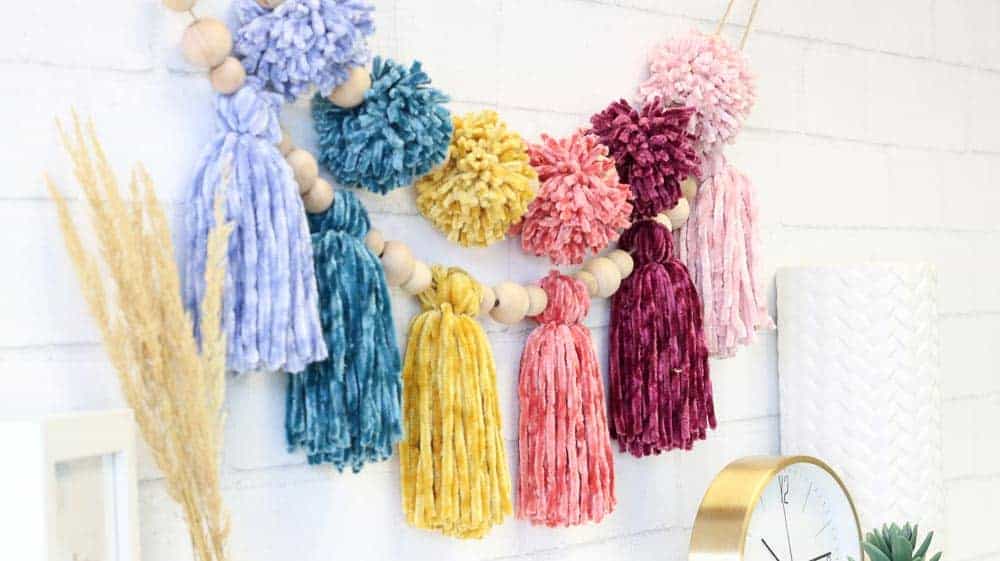 Layered Pom Pom Tassel Garland