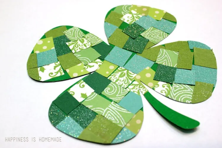 paper mosaic four leaf clover craft