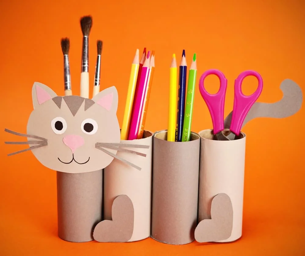 Paper Cat Pencil Holder