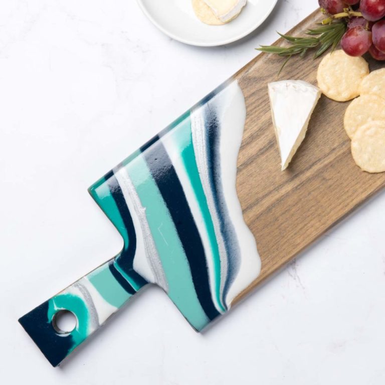 How to make a Resin Cutting Board for your kitchen