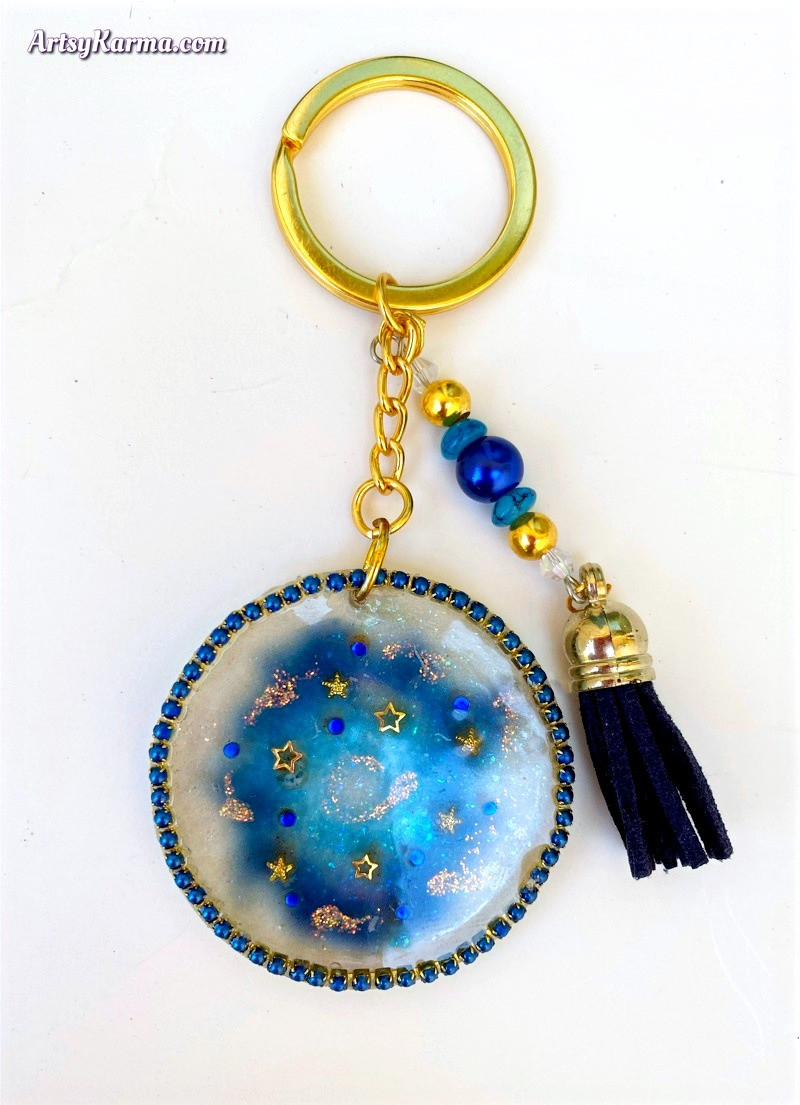 how to make a custom resin keychain