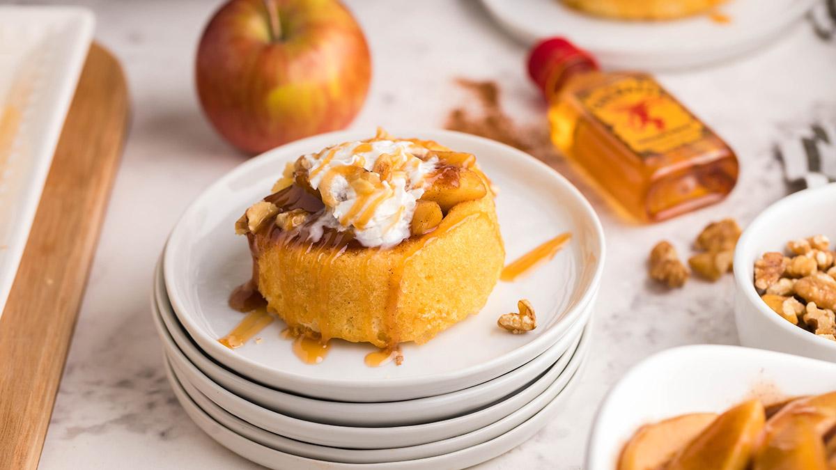 instant pot apple shortcakes with fireball whiskey