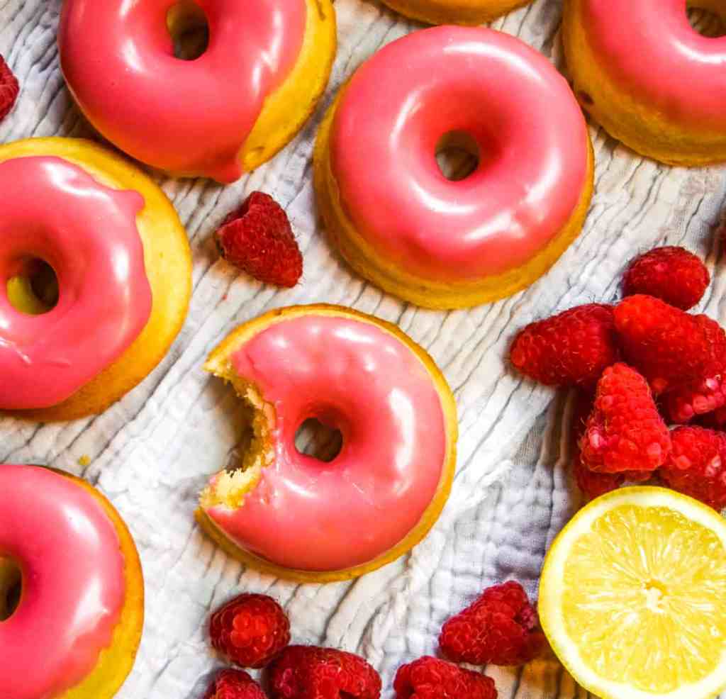 lemon raspberry baked donuts