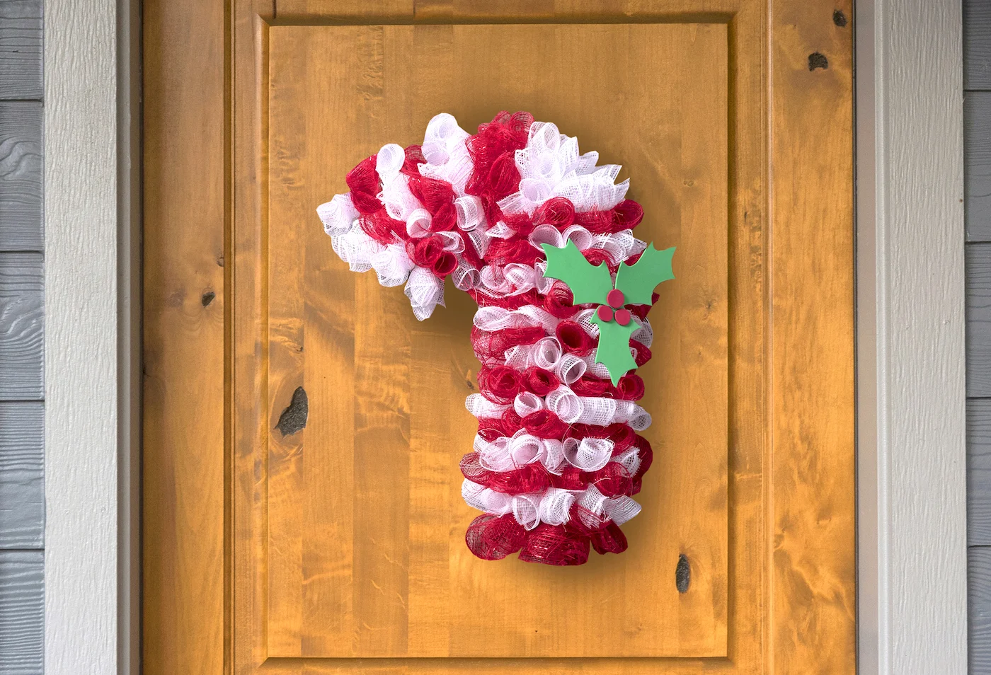 Deco Mesh, Ribbon, and Mesh Tube Candy Cane Christmas Wreath Craft