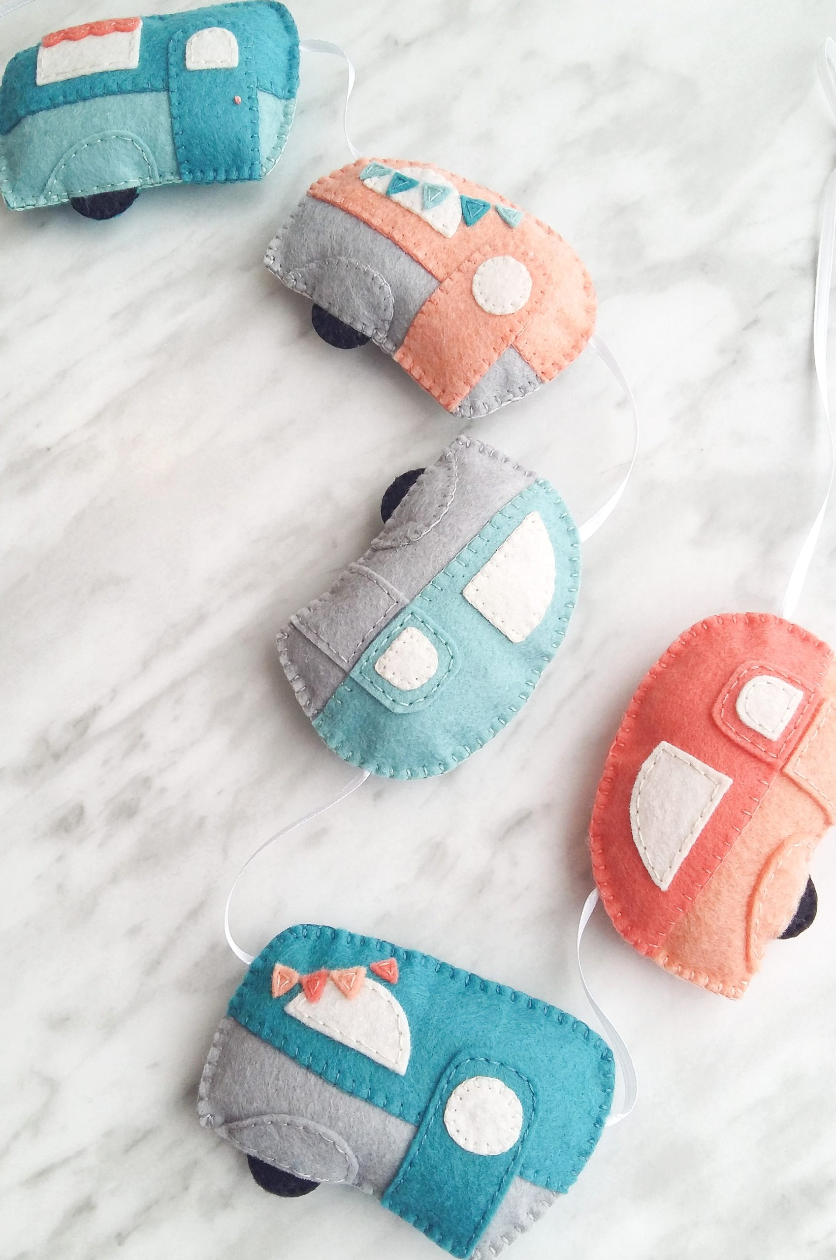 DIY Felt Caravan Garland