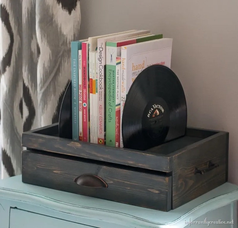 DIY vinyl record bookends