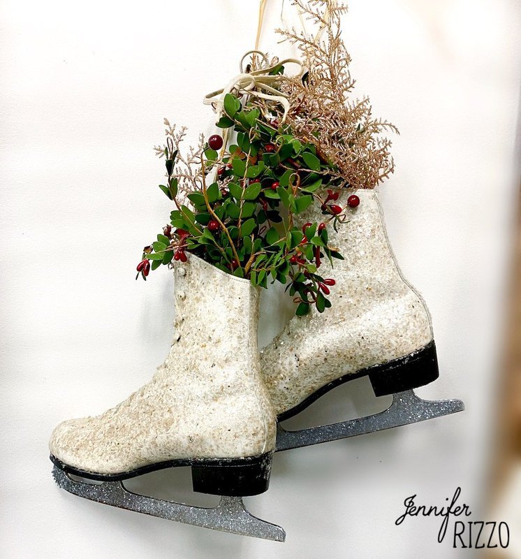 Glittered Vintage Skates tutorial