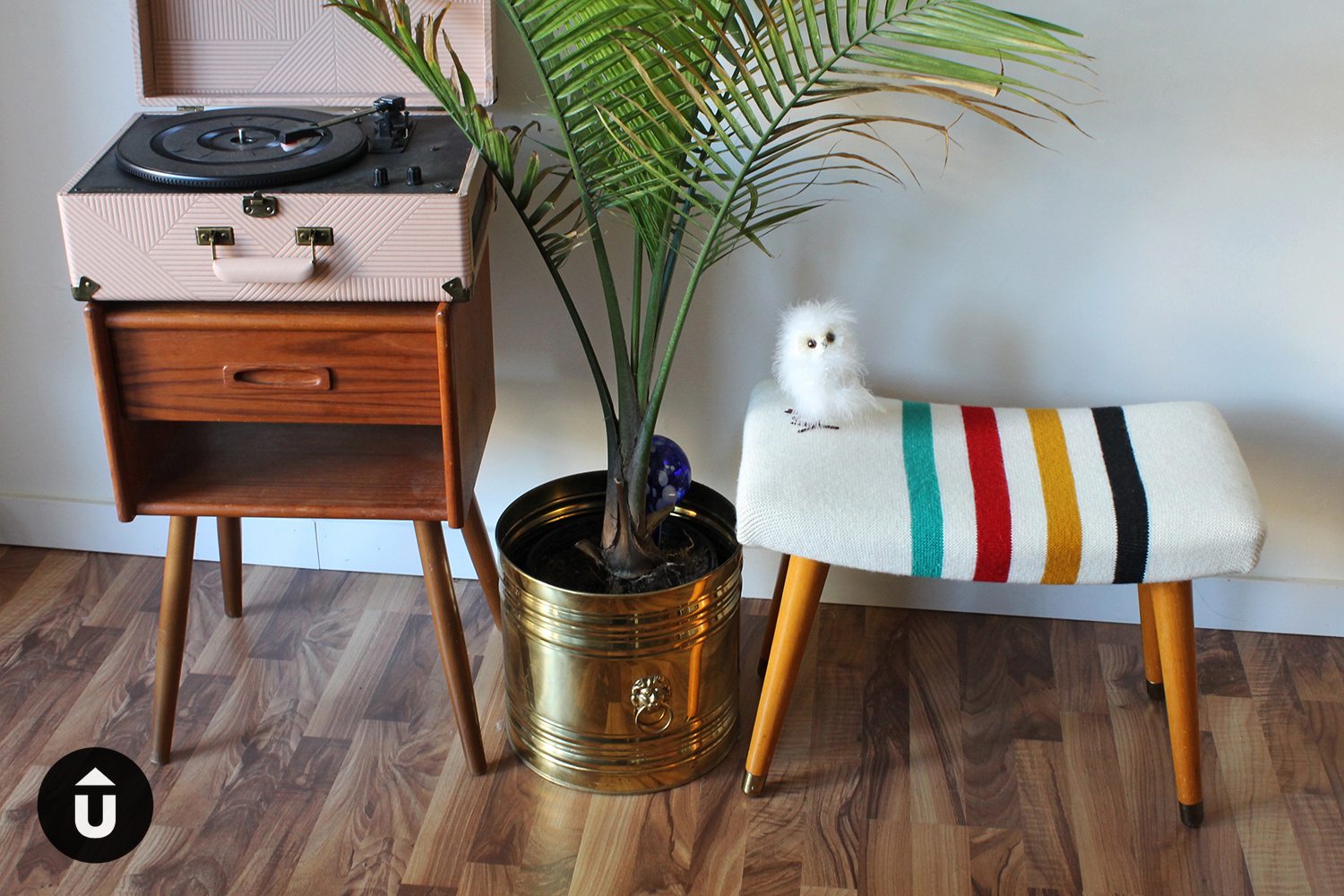 Sweater stool DIY