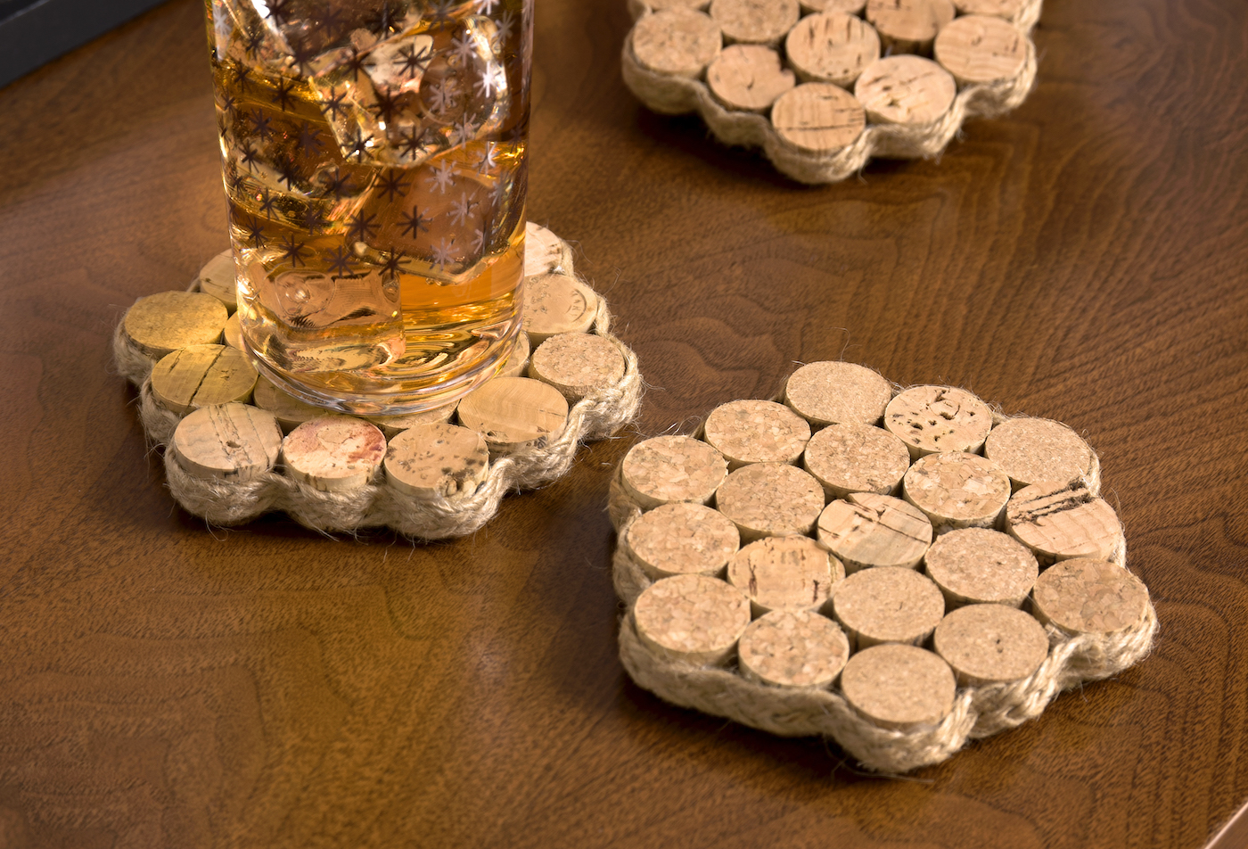 How To Clean Cork Drink Coasters (Fast & No Damage) 