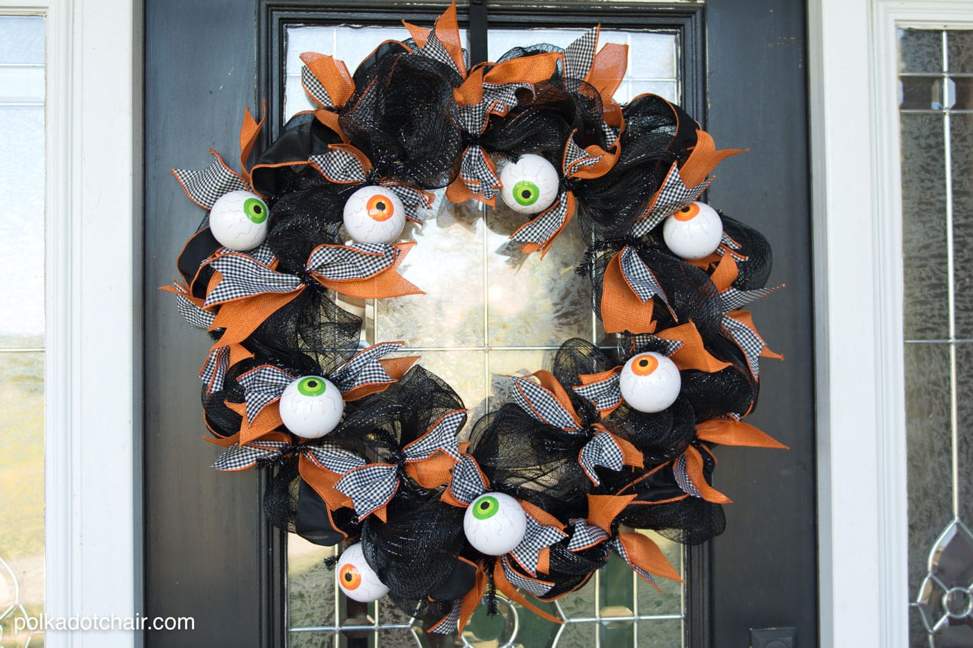 halloween deco mesh eyeball wreath