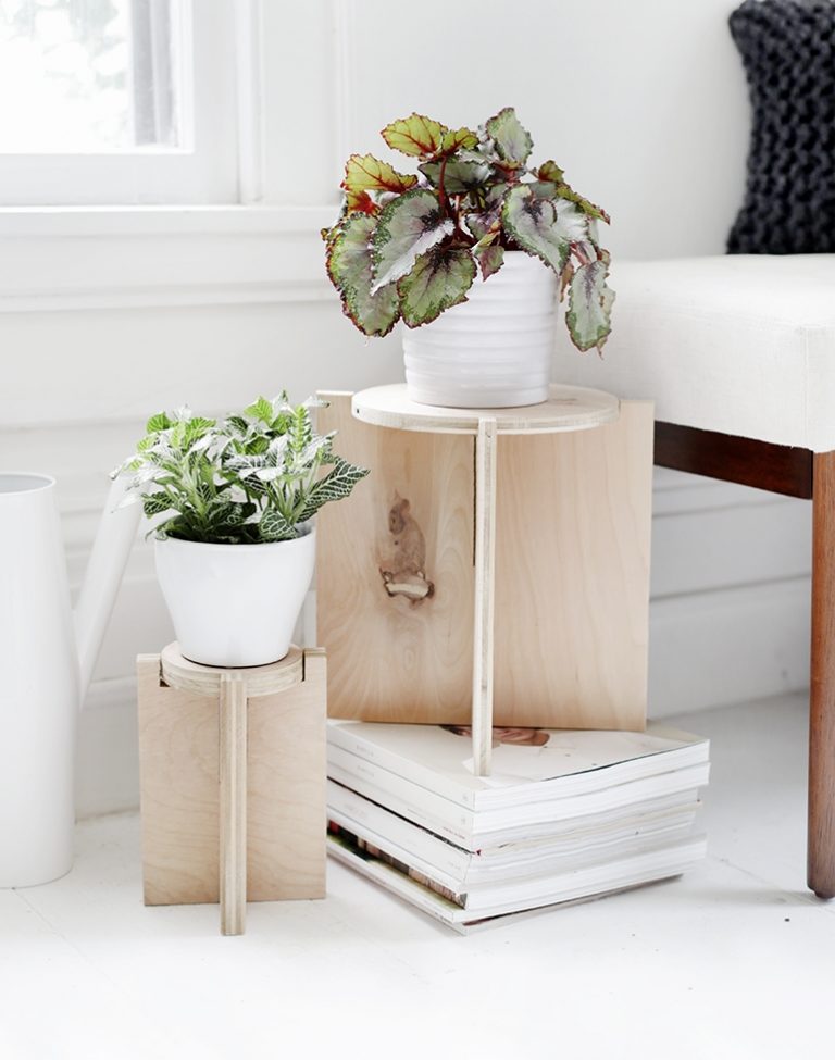 DIY Wooden Plant Stand using plywood