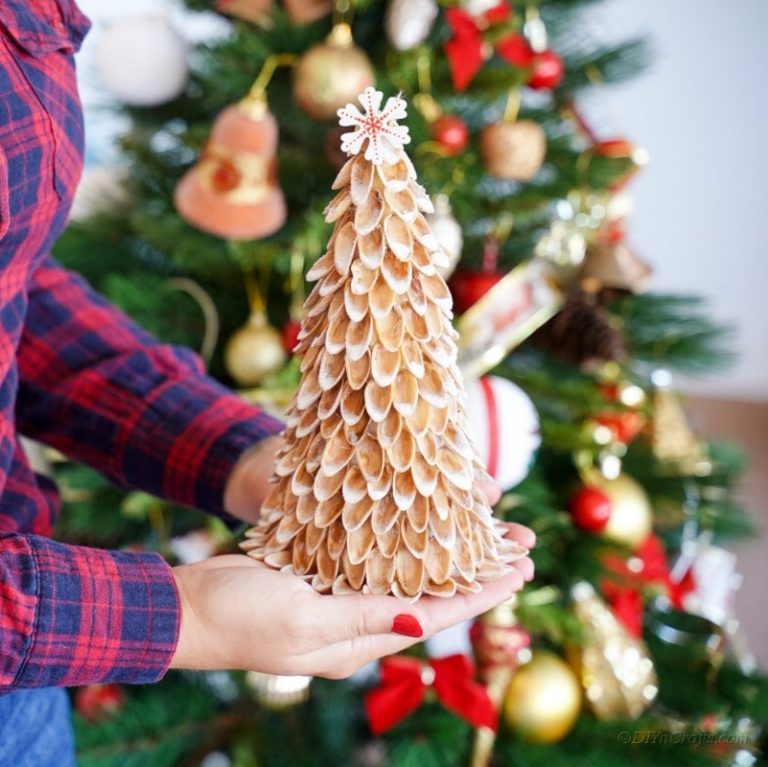 pistachio shell christmas tree craft