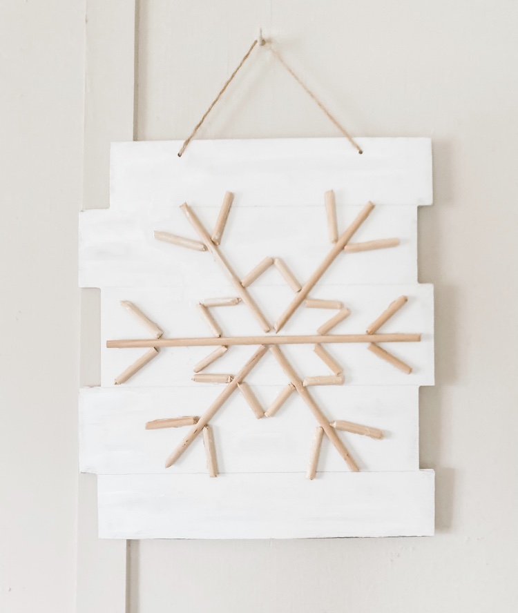 farmhouse snowflake wall art