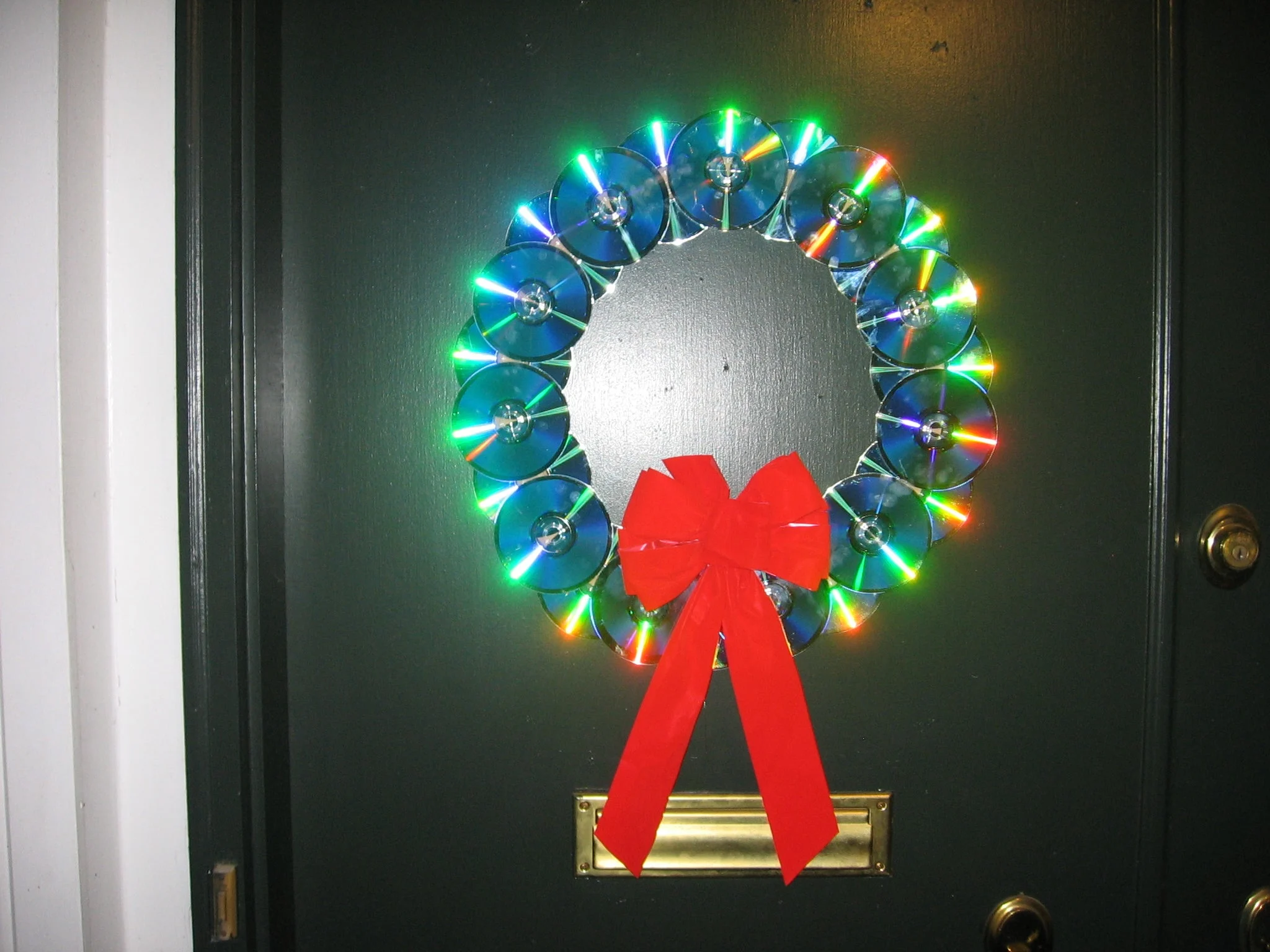 DIY upcycle CD Wreath