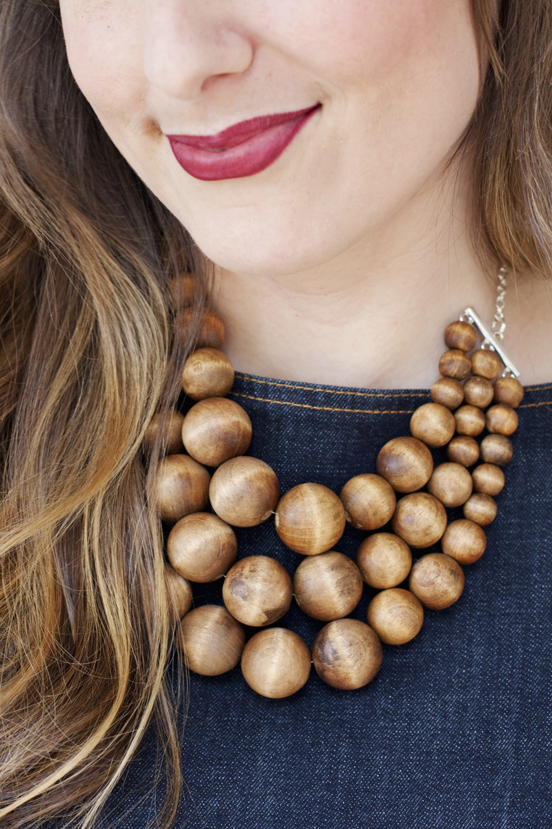 Chunky statement necklace with wood beads