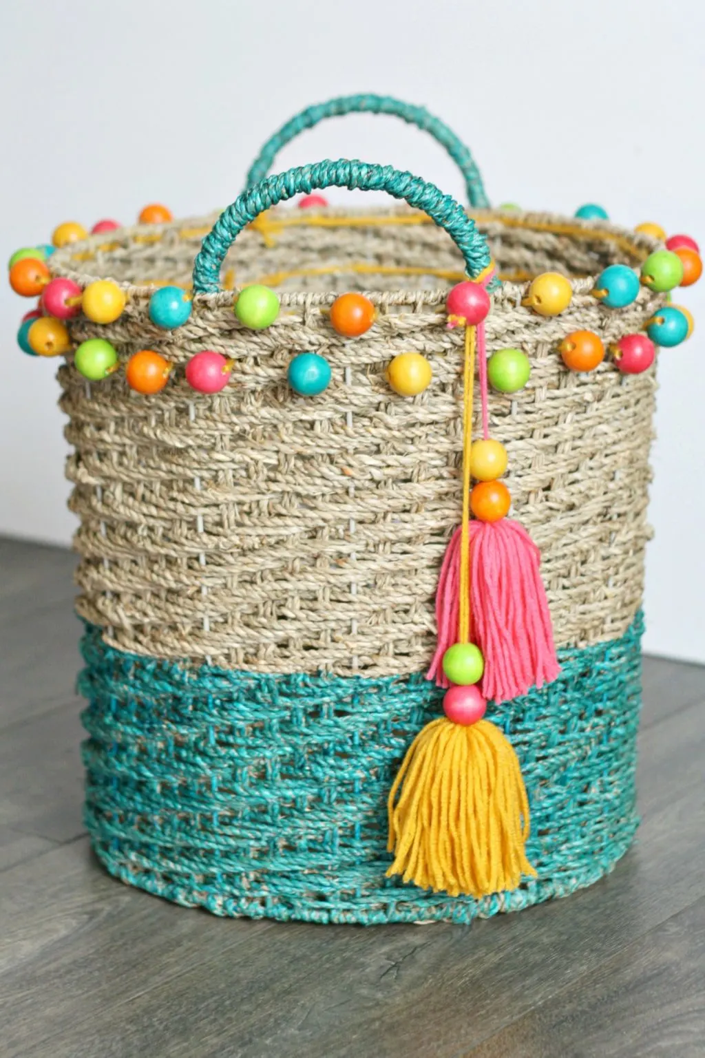 Dip dyed beaded basket DIY